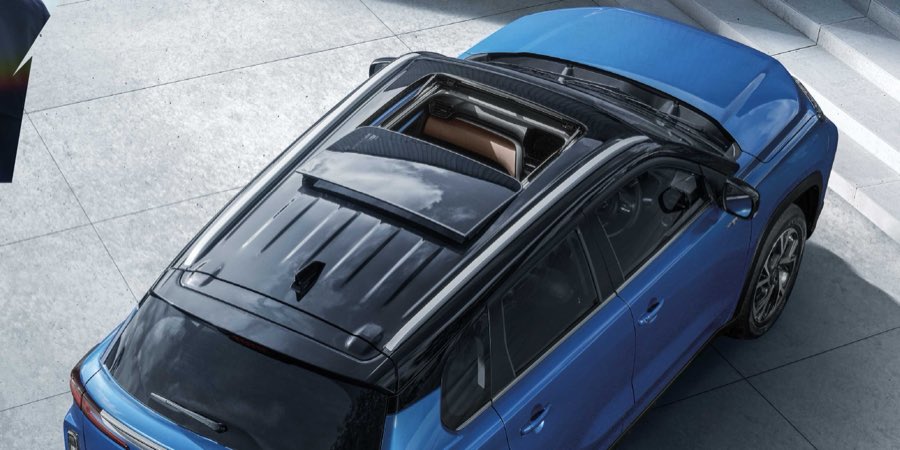 Panoramic sunroof and 360° camera